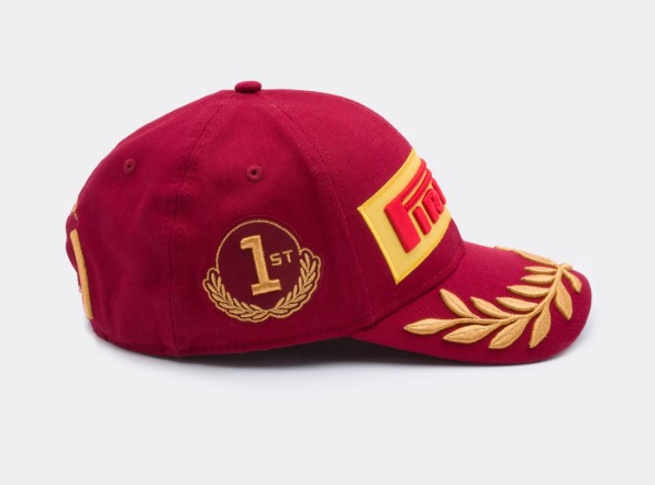 PIRELLI SE CINA PODIUM CAP