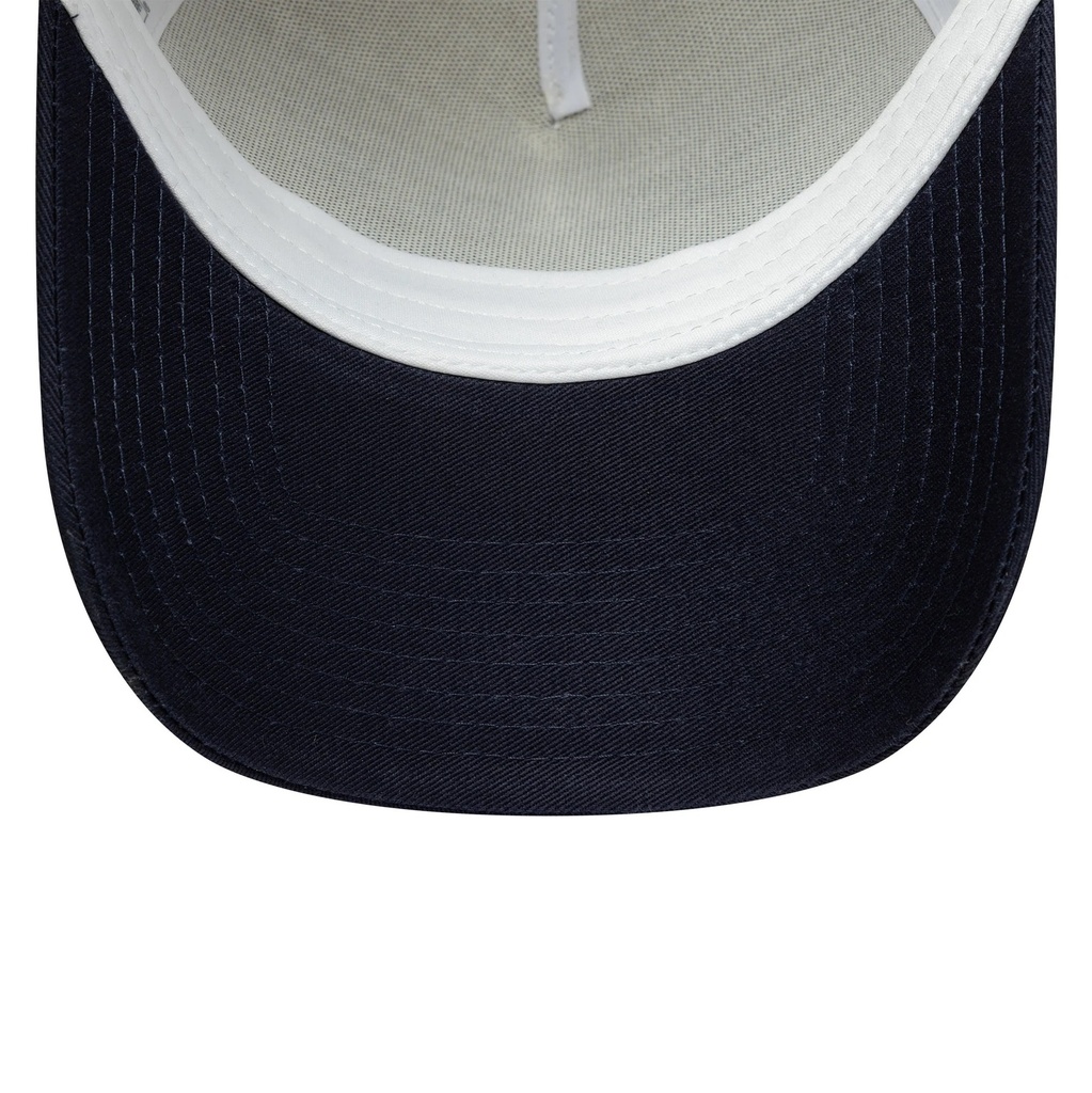 RED BULL SEASONAL TRUCKER-ADULTS-LIGHT CREAM/NAVY-OSFM